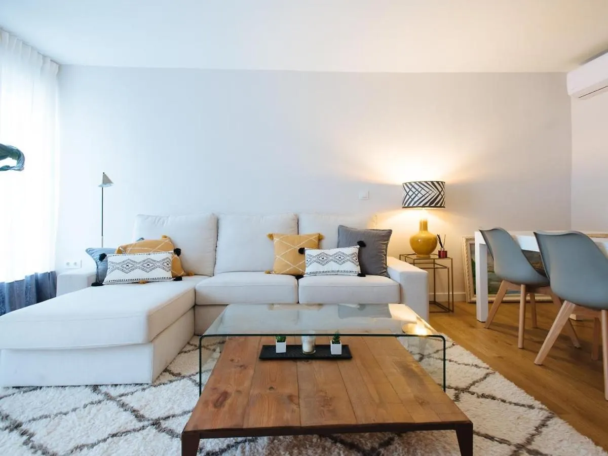 Pz Triana Amplio, Moderno Y Luminoso Apt 2D 2B Севилья