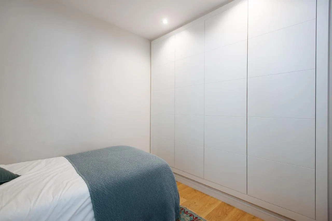 Pz Triana Amplio, Moderno Y Luminoso Apt 2D 2B Севилья