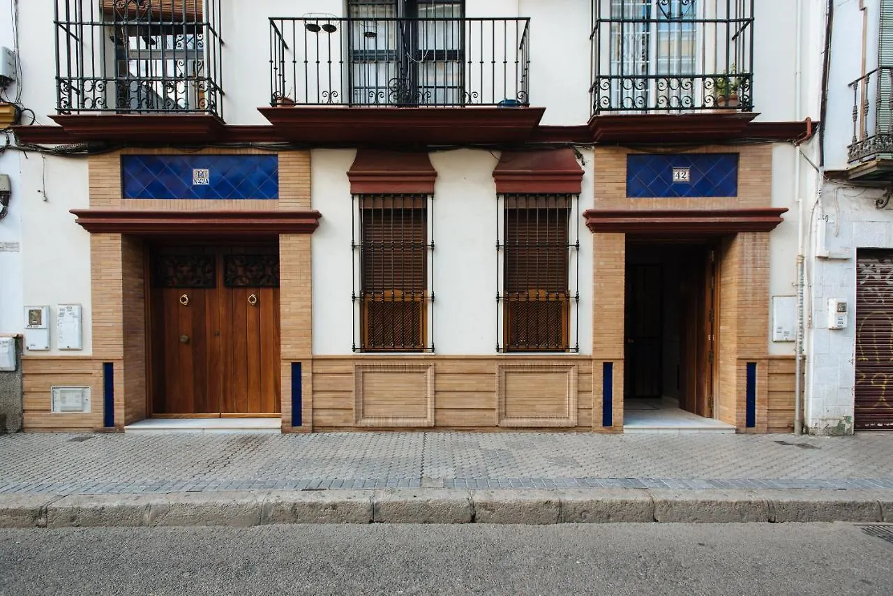 Pz Triana Amplio, Moderno Y Luminoso Apt 2D 2B Севилья